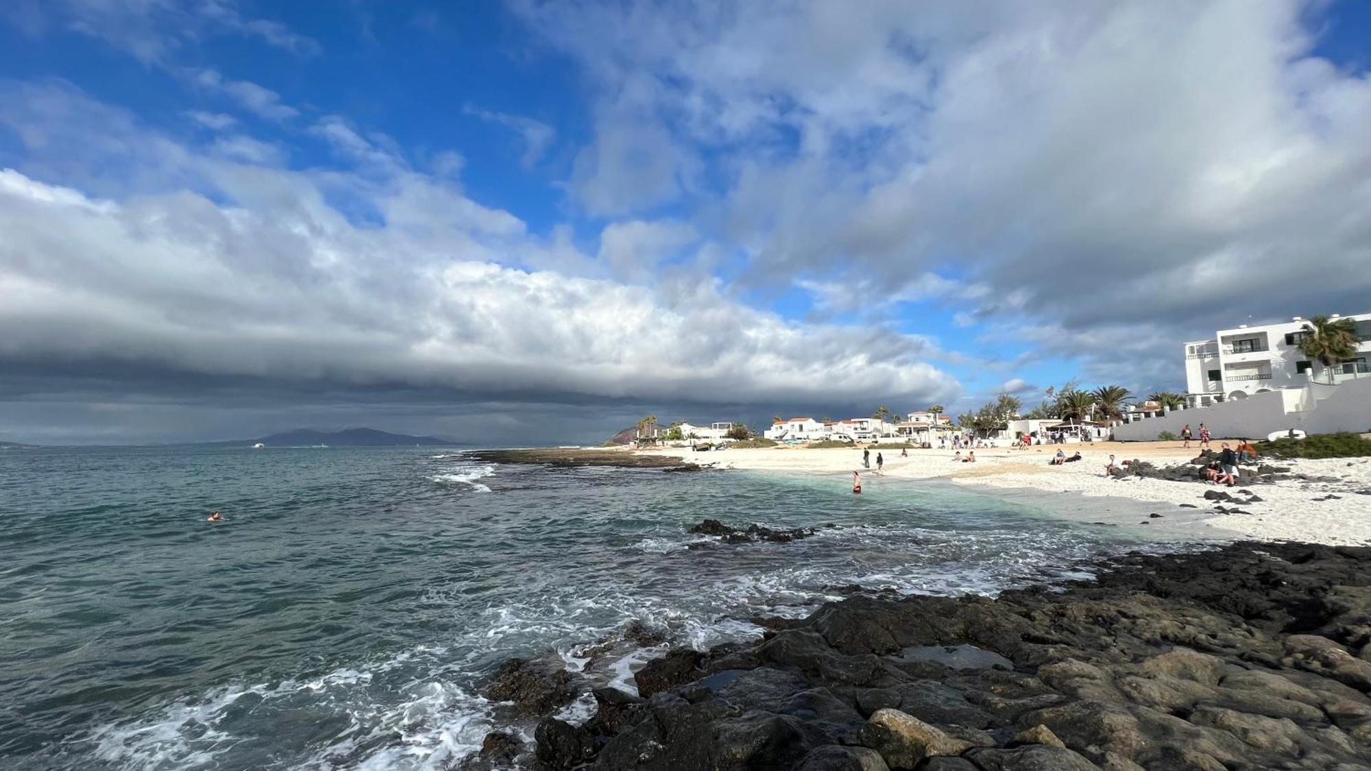 Kauri Nomad Surf & Kite House Hotell Corralejo Eksteriør bilde